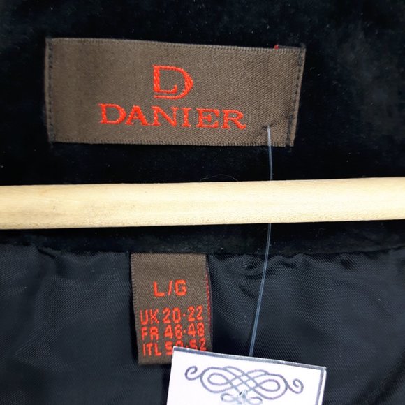 SOLD Danier Leather Suede Jacket Size Large - Picture 3 of 4